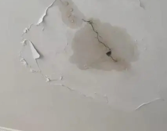 博兴阳台漏水维修公司分享下屋面防水工程质量问题原因分析